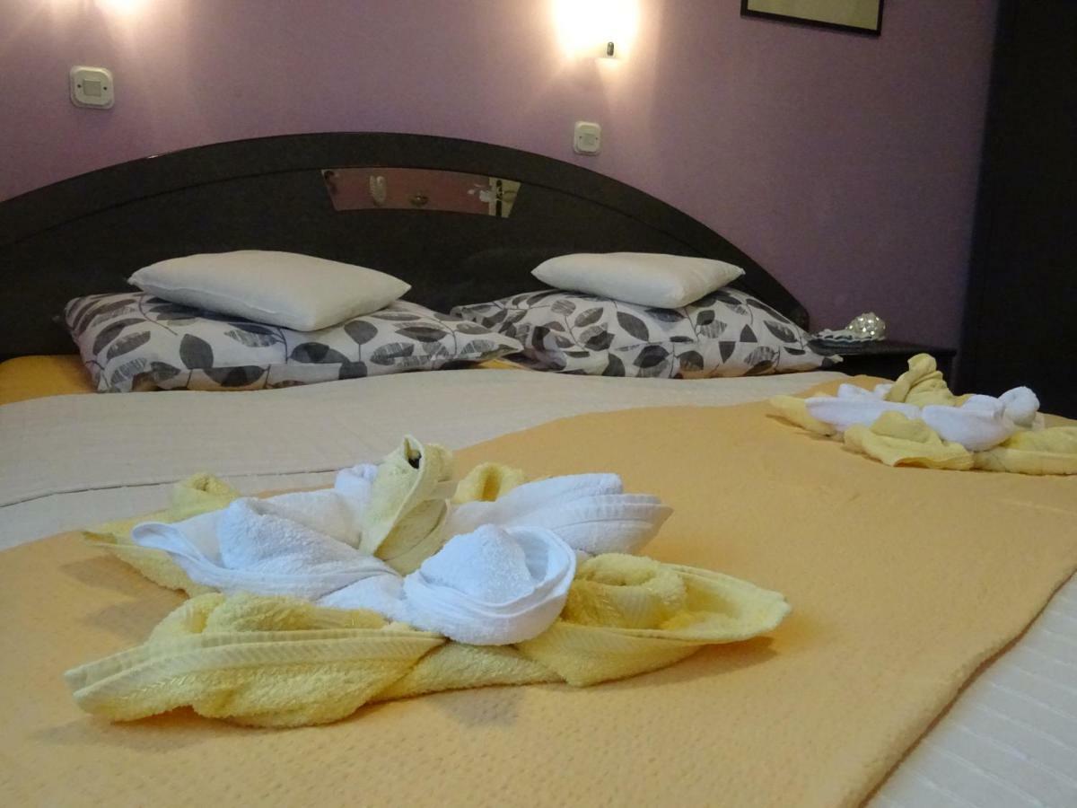 Apartman Iris S Terasom Rijeka Ngoại thất bức ảnh