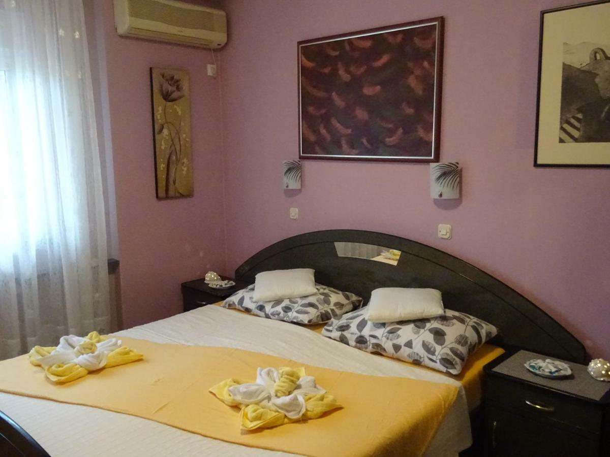 Apartman Iris S Terasom Rijeka Ngoại thất bức ảnh