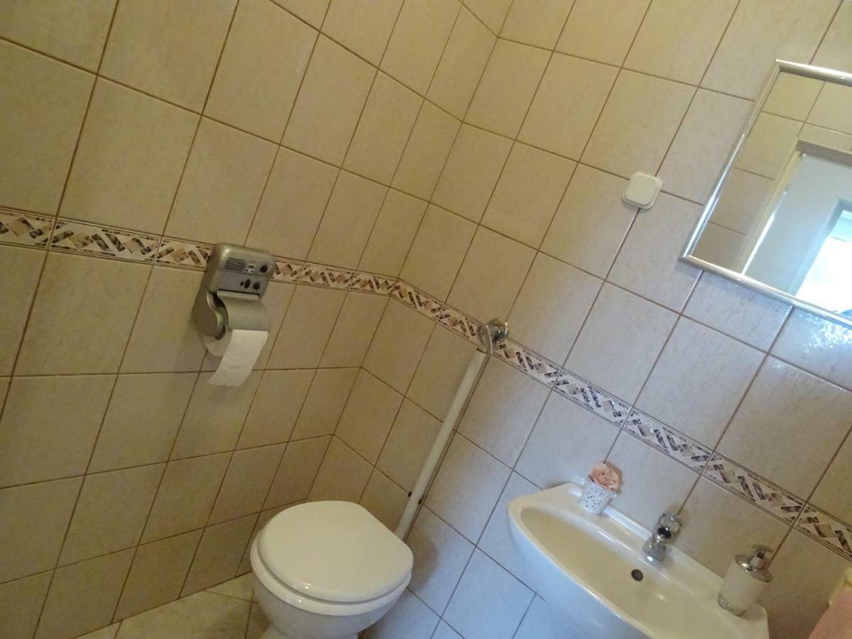 Apartman Iris S Terasom Rijeka Ngoại thất bức ảnh